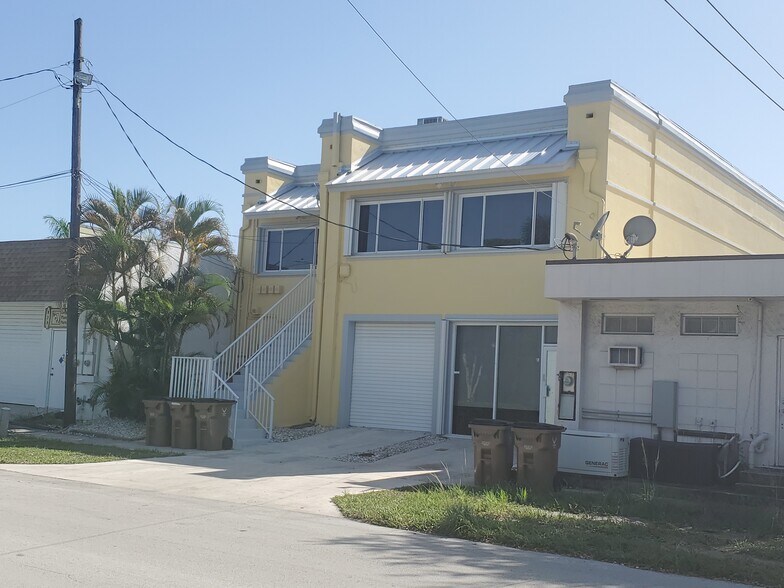 833-839 SE 8th Ave, Deerfield Beach, FL à louer - Photo de l’immeuble – Image 3 sur 4