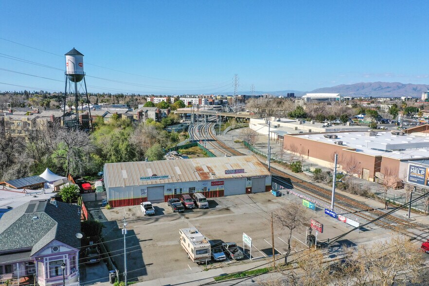 741 Auzerais Ave, San Jose, CA à vendre - Aérien – Image 2 sur 3