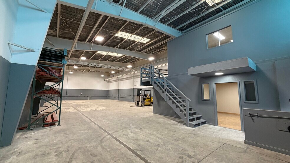 1433 Yosemite Ave & 1430 Armstrong Ave, San Francisco, CA à louer - Photo de l’immeuble – Image 1 sur 14