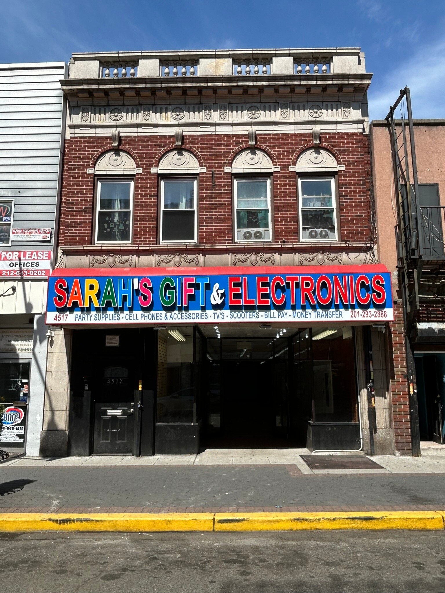 4517 Bergenline Ave, Union City, NJ à louer Photo de l’immeuble– Image 1 sur 7