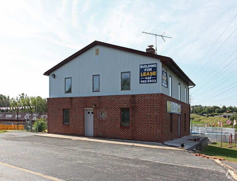 8313 Belair Rd, Nottingham, MD à louer - Photo de l’immeuble – Image 2 sur 2