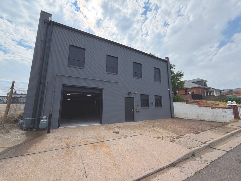 1770 S Acoma St, Denver, CO à vendre - Photo de l’immeuble – Image 1 sur 9