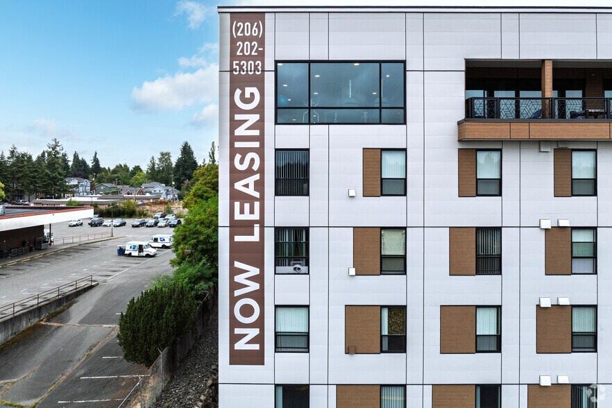 15311 33rd Ave S, Seatac, WA à louer - Photo de l’immeuble – Image 3 sur 39