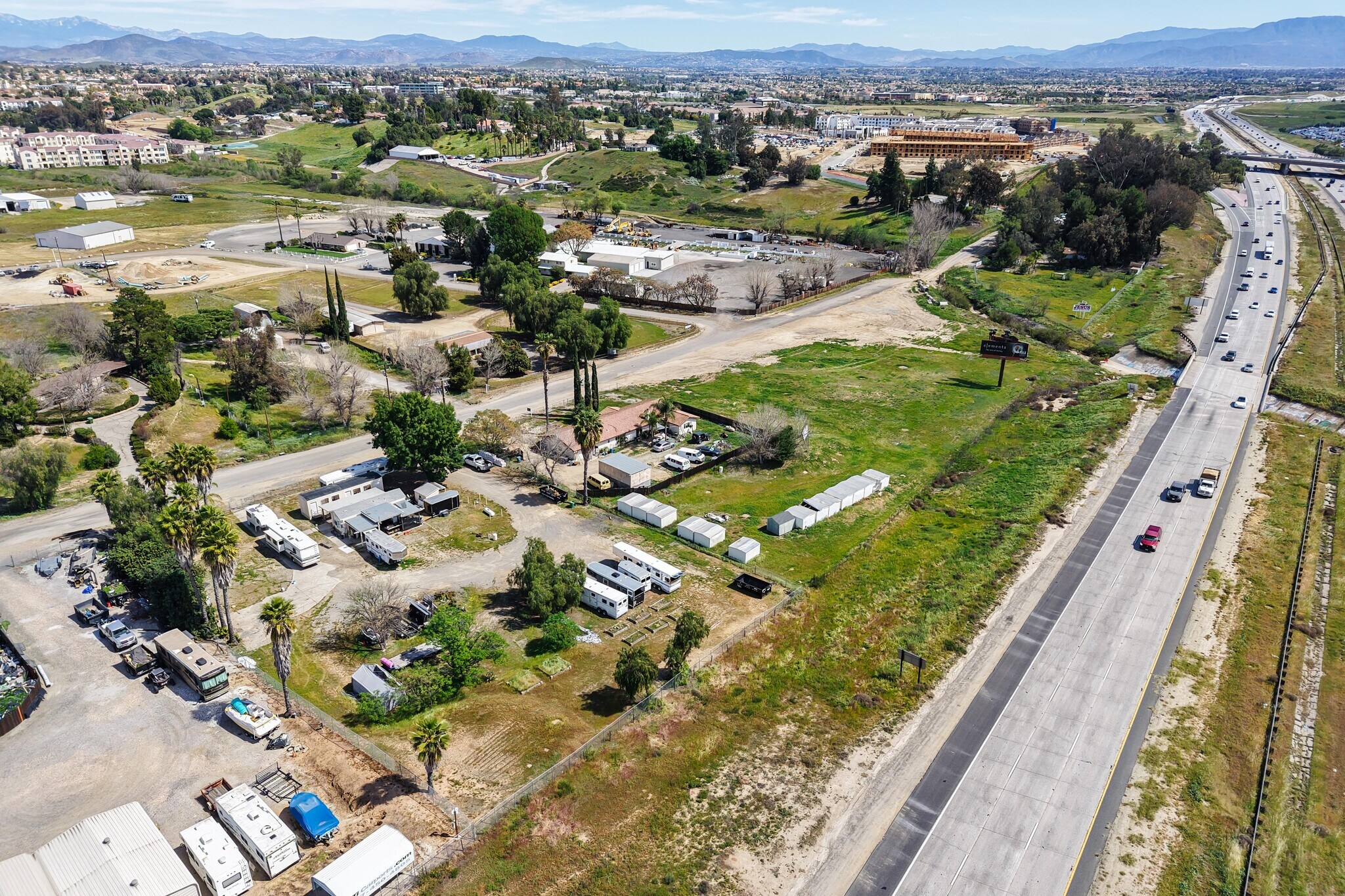 25063-25189 Monroe Ave, Murrieta, CA à vendre Photo principale– Image 1 sur 18
