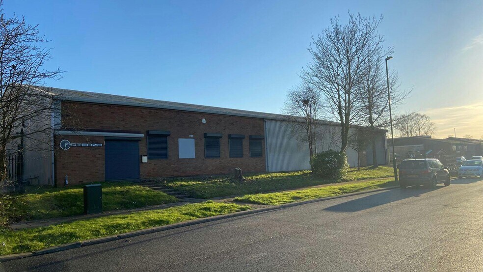 Curriers Clos, Coventry à louer - Photo de l’immeuble – Image 1 sur 16