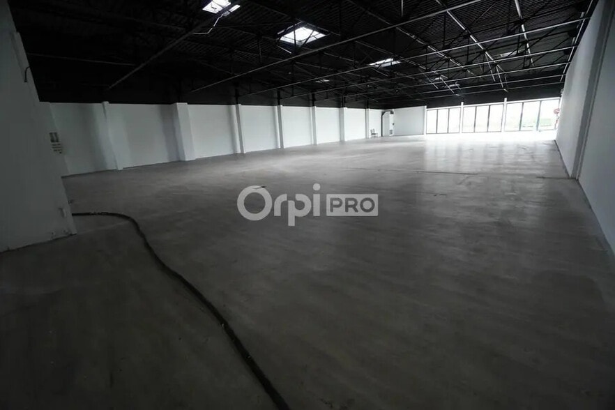 Local commercial dans Marsannay-la-Côte à louer - Photo de l’immeuble – Image 3 sur 4