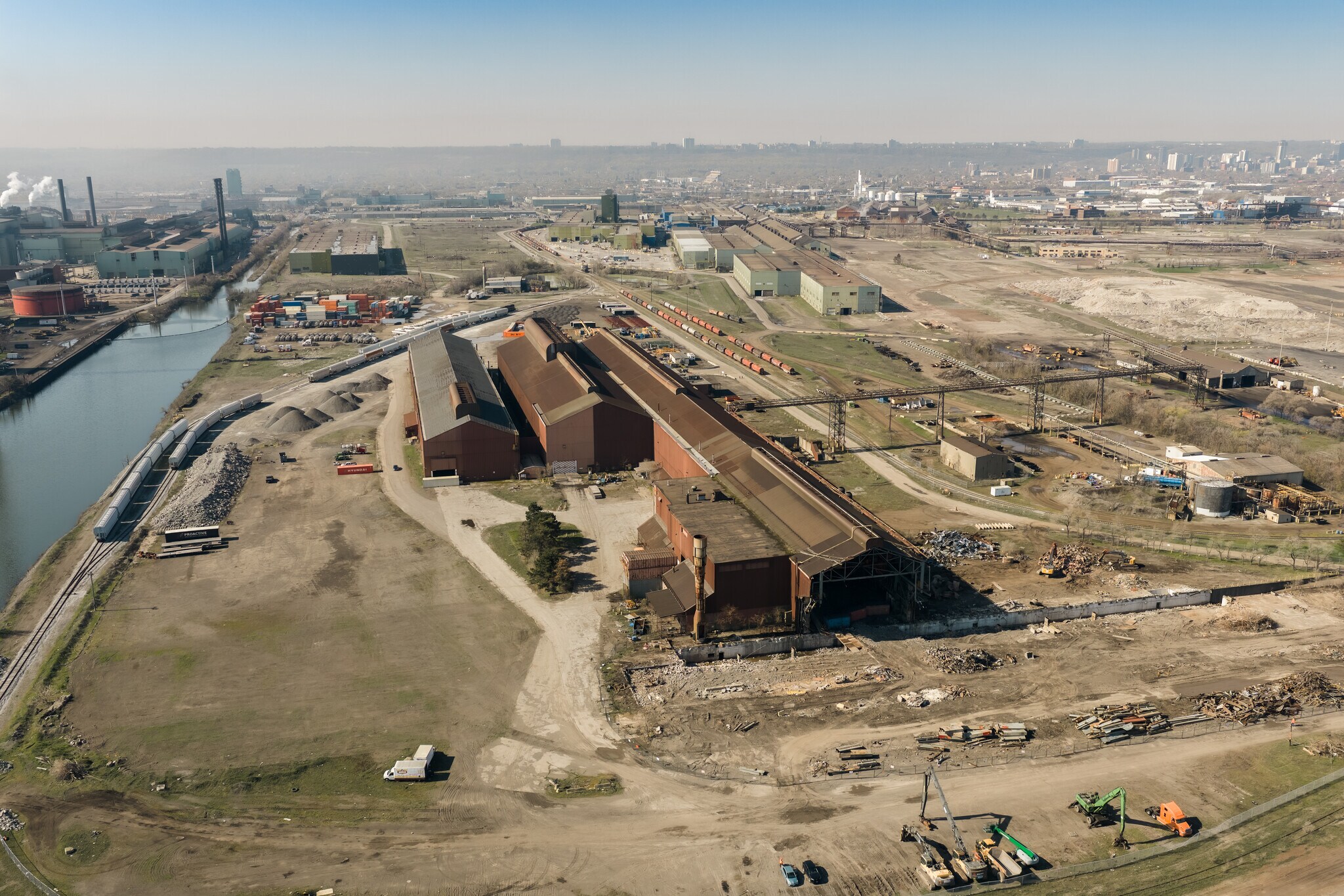 1133 Industrial Dr, Hamilton, ON à louer Photo principale– Image 1 sur 3
