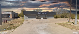Plus de détails pour 2411 N Summit St, Arkansas City, KS - Local commercial à louer