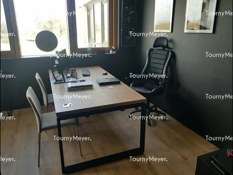 Bureau dans Cesson-Sévigné à vendre - Photo de l’immeuble – Image 3 sur 6