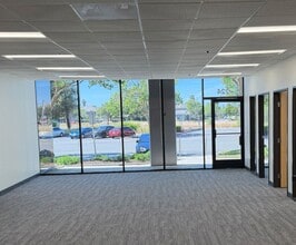 200-230 Railroad Ave, Milpitas, CA à louer Photo intérieure– Image 2 sur 4