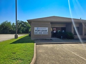 11500 Market Street Rd, Houston, TX à louer Photo de l’immeuble– Image 1 sur 1