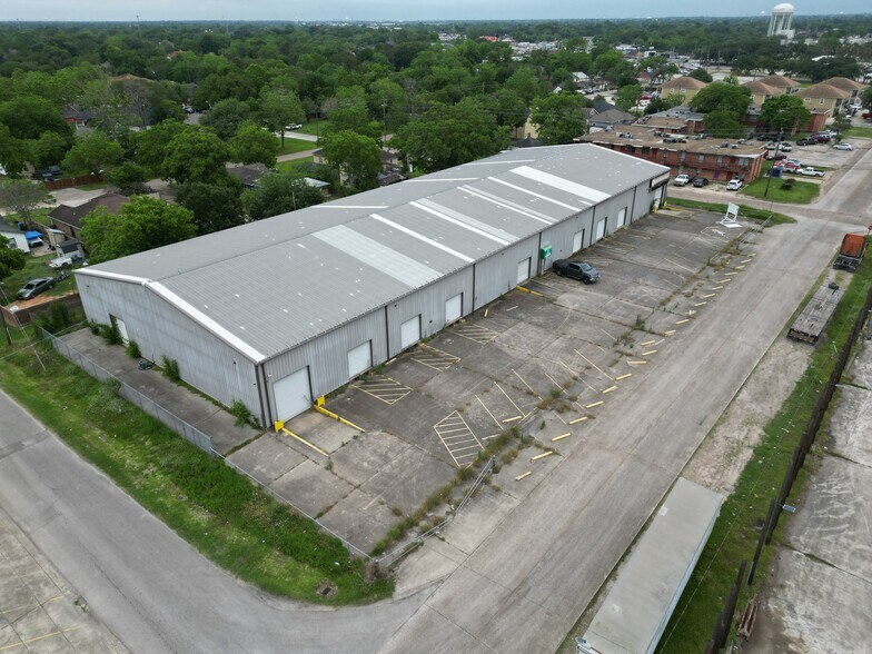 1001 Dumont St, South Houston, TX à louer - Photo de l’immeuble – Image 3 sur 8