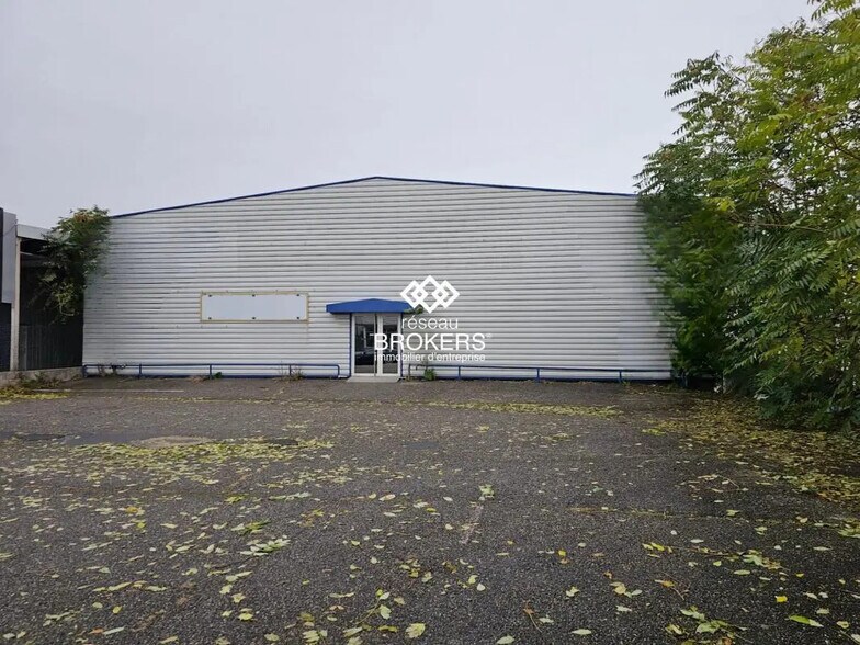 Local commercial dans Aubière à louer - Photo de l’immeuble – Image 3 sur 10