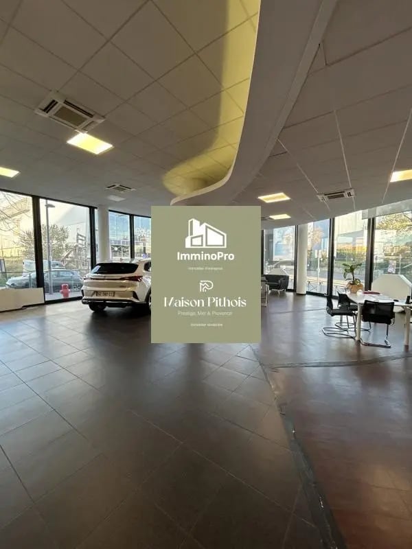 Plus de détails pour Local commercial à louer