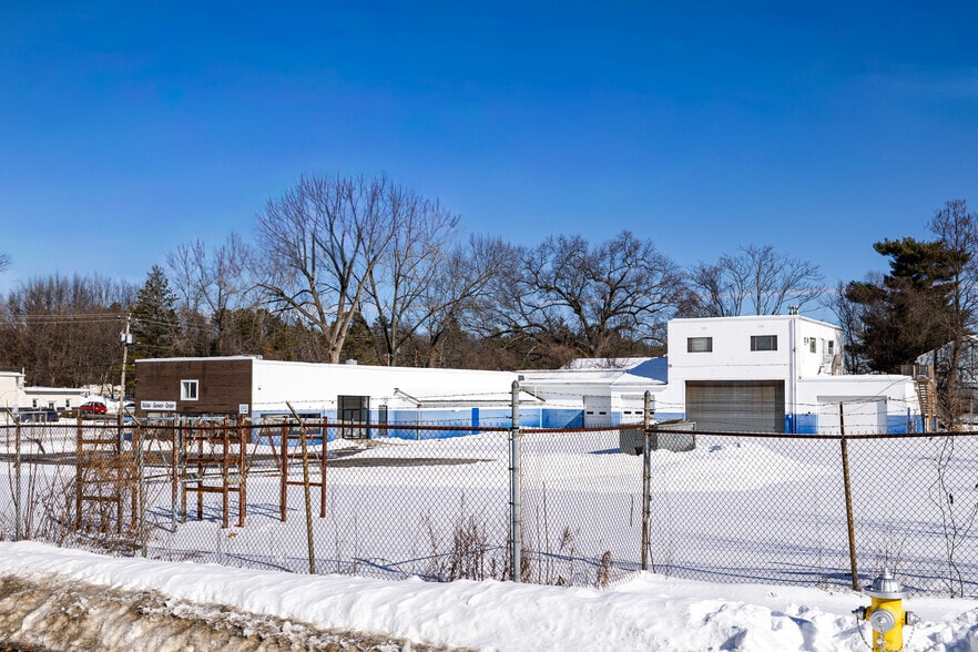 105 Verge St, Springfield, MA à louer - Photo principale – Image 1 sur 1