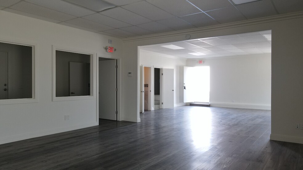 116 S Broadway, Santa Ana, CA à louer - Photo intérieure – Image 2 sur 8