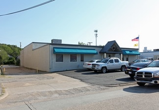 Plus de détails pour 1206 Tappan Cir, Carrollton, TX - Local d'activités à louer