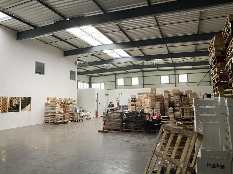 Industriel/Logistique dans Saint-Priest à louer - Photo de l’immeuble – Image 3 sur 13