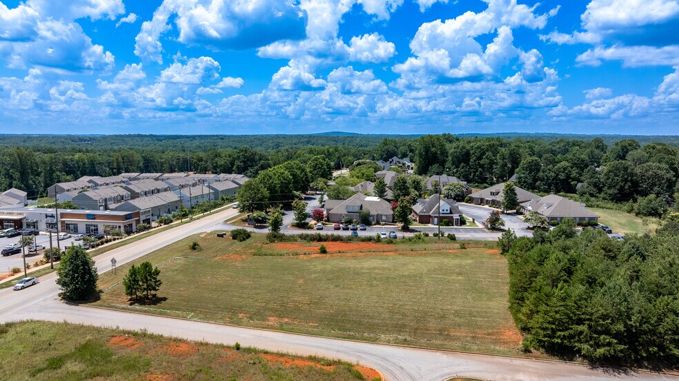 3119 Brushy Creek rd, Greer, SC à vendre - Photo de l’immeuble – Image 2 sur 7