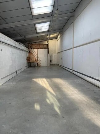 Plus de détails pour 21 Allée Du Bois De La Bauche, Carquefou - Industriel/Logistique à louer