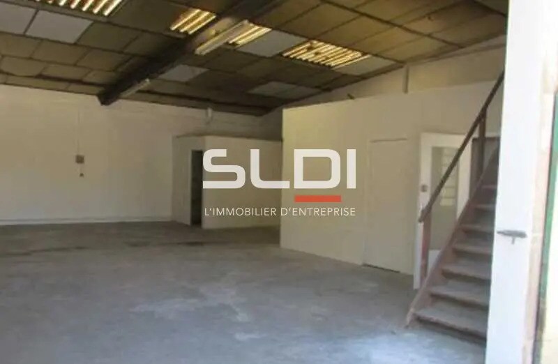 Bureau dans Neuville-sur-Saône à louer - Photo de l’immeuble – Image 3 sur 5