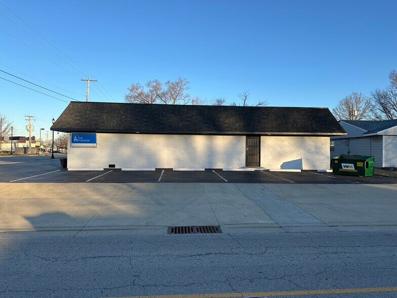 1507 N Main St, Franklin, IN à vendre - Photo de l’immeuble – Image 3 sur 15