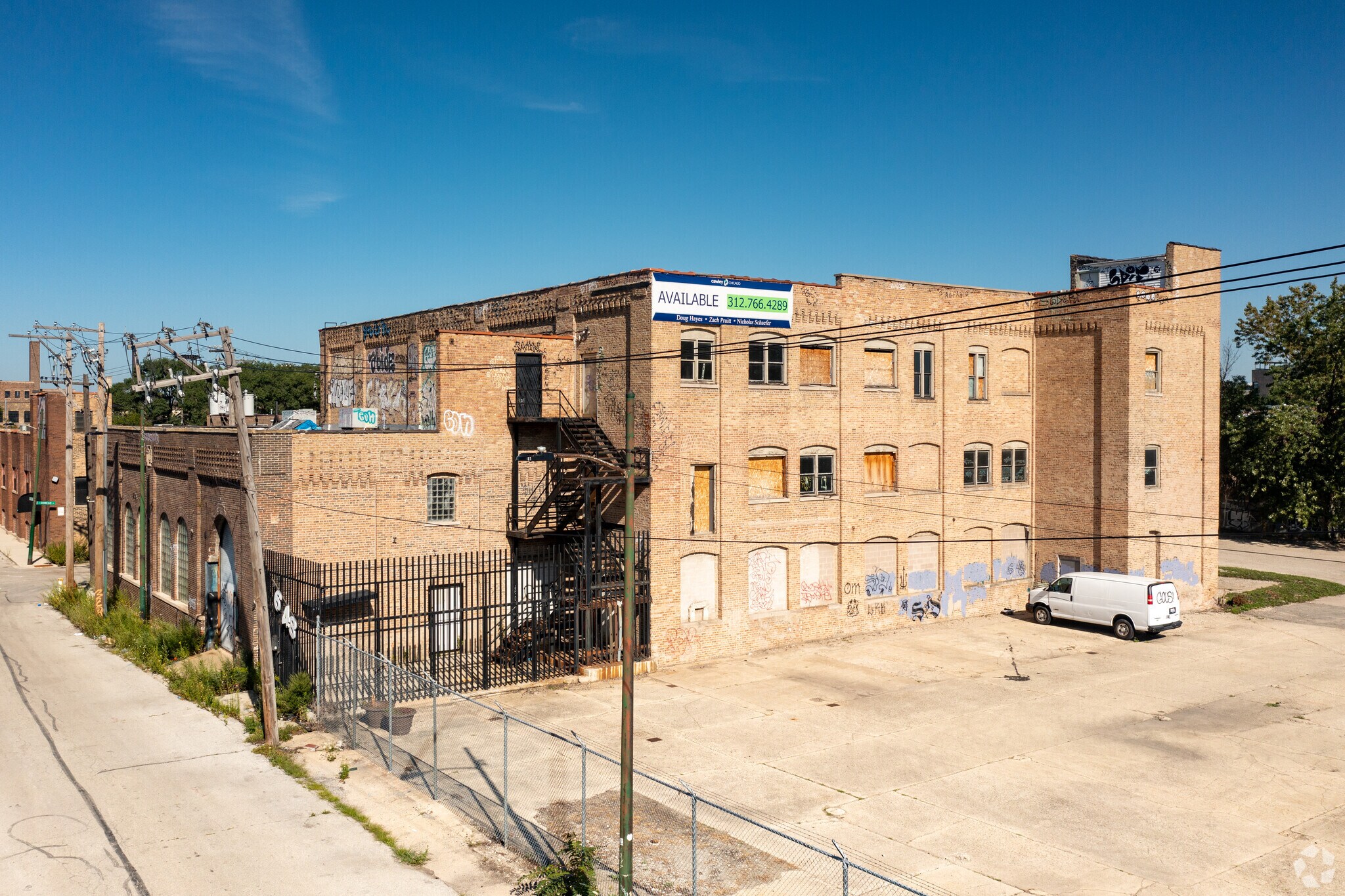 1648 W Kinzie St, Chicago, IL à vendre Photo de l’immeuble– Image 1 sur 18