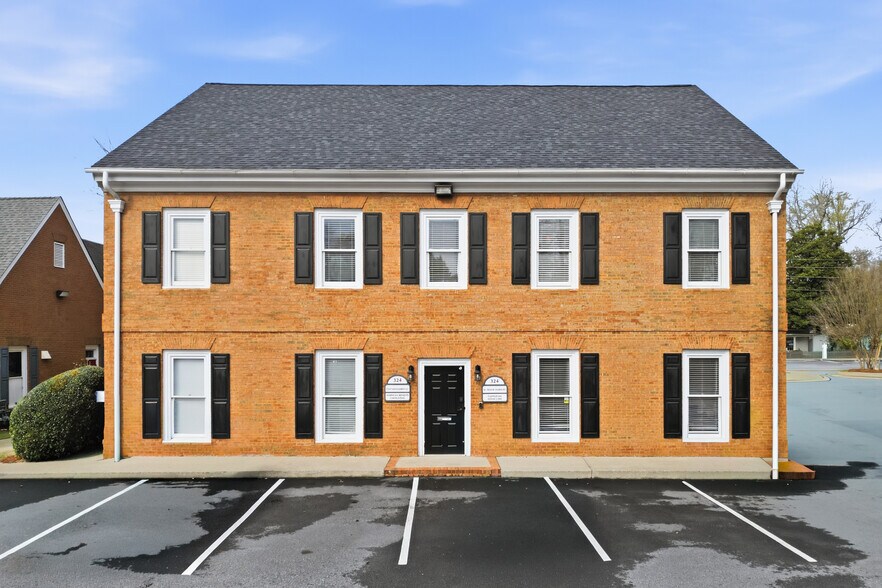 324 Cherokee St NE, Marietta, GA à louer - Photo de l’immeuble – Image 1 sur 16