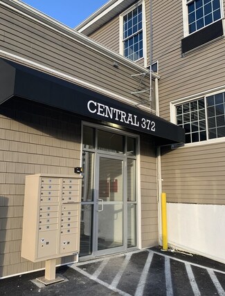 Plus de détails pour 372 Central Ave, Pawtucket, RI - Bureau/Local commercial à louer