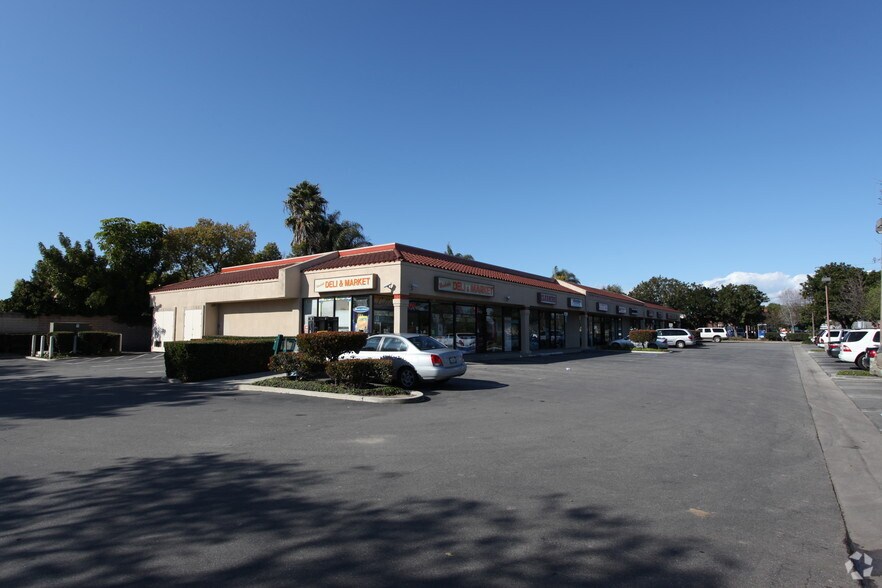 4505-4597 Pleasant Valley Rd, Camarillo, CA à louer - Photo de l’immeuble – Image 2 sur 9