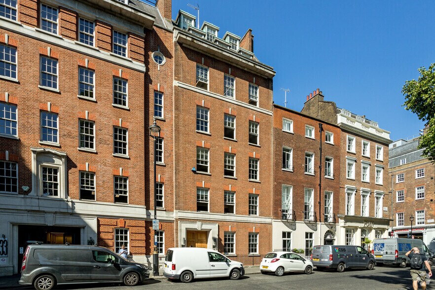 35 Soho Sq, Londres à louer - Photo de l’immeuble – Image 3 sur 5