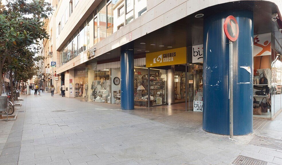 Carrer de Gràcia, 51-53, Sabadell, Barcelona à louer - Photo de l’immeuble – Image 2 sur 5
