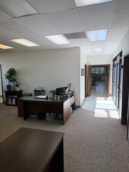886 N Mill St, Lewisville, TX à vendre - Photo de l’immeuble – Image 2 sur 6