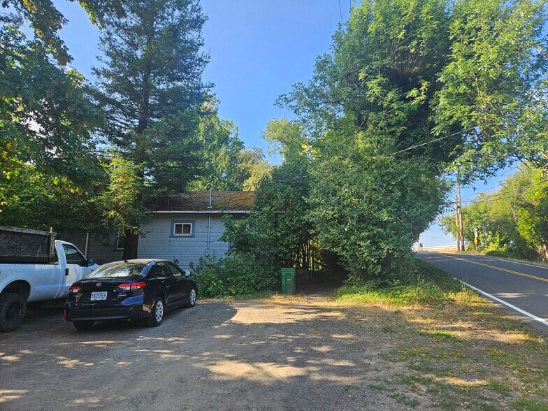 5930 SW Shattuck Rd, Portland, OR à vendre - Photo de l’immeuble – Image 2 sur 4