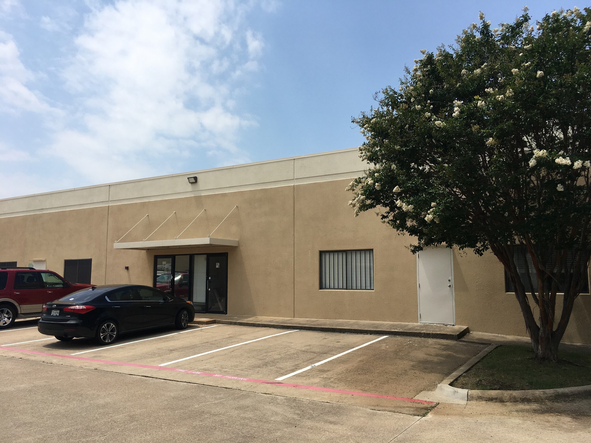 567 Commerce St, Southlake, TX à louer Photo principale– Image 1 sur 4