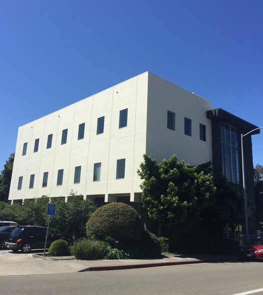 433 Callan Ave, San Leandro, CA à louer - Photo de l’immeuble – Image 3 sur 4