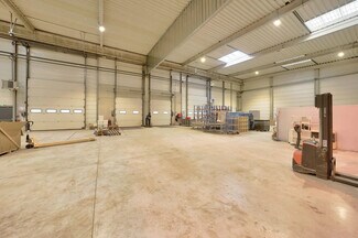 Plus de détails pour Industriel/Logistique à louer