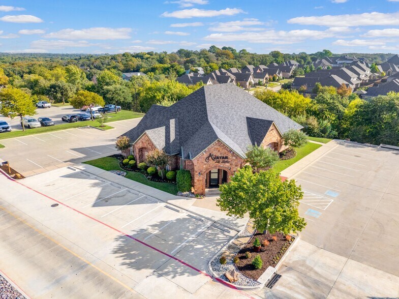 8624 Davis Blvd, North Richland Hills, TX à vendre - Photo de l’immeuble – Image 1 sur 5