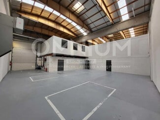 Plus de détails pour Bureau, Local d'activités à louer