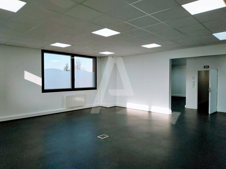 8 Rue Maryse Bastié, Igny à louer - Photo intérieure – Image 2 sur 5