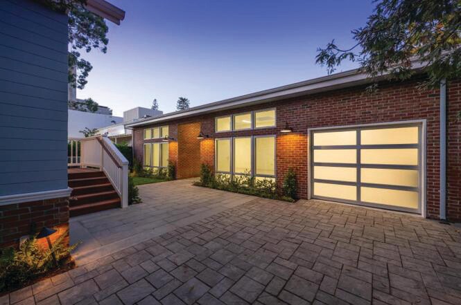 235 Alma St, Palo Alto, CA à vendre - Photo de l’immeuble – Image 3 sur 7