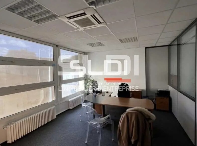 11 Rue Auguste Lacroix, Lyon à louer - Photo intérieure – Image 2 sur 14