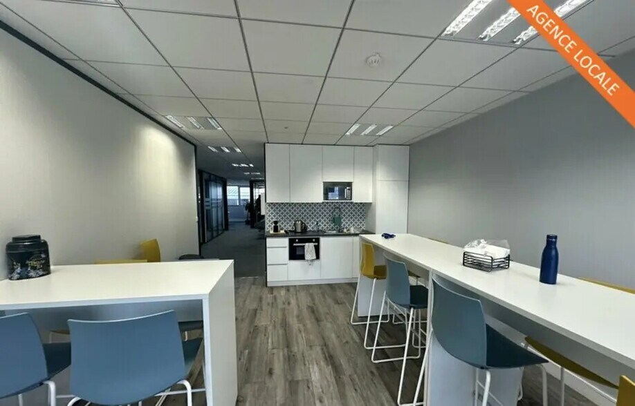 Bureau dans FOURQUEUX à louer - Photo intérieure – Image 3 sur 5