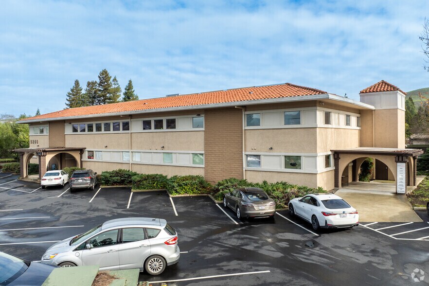 9260 Alcosta Blvd, San Ramon, CA à louer - Photo de l’immeuble – Image 1 sur 5