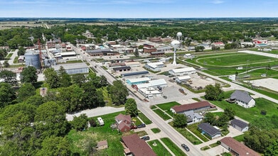 215 S Division St, Stuart, IA - Vue aérienne vue de carte - Image1