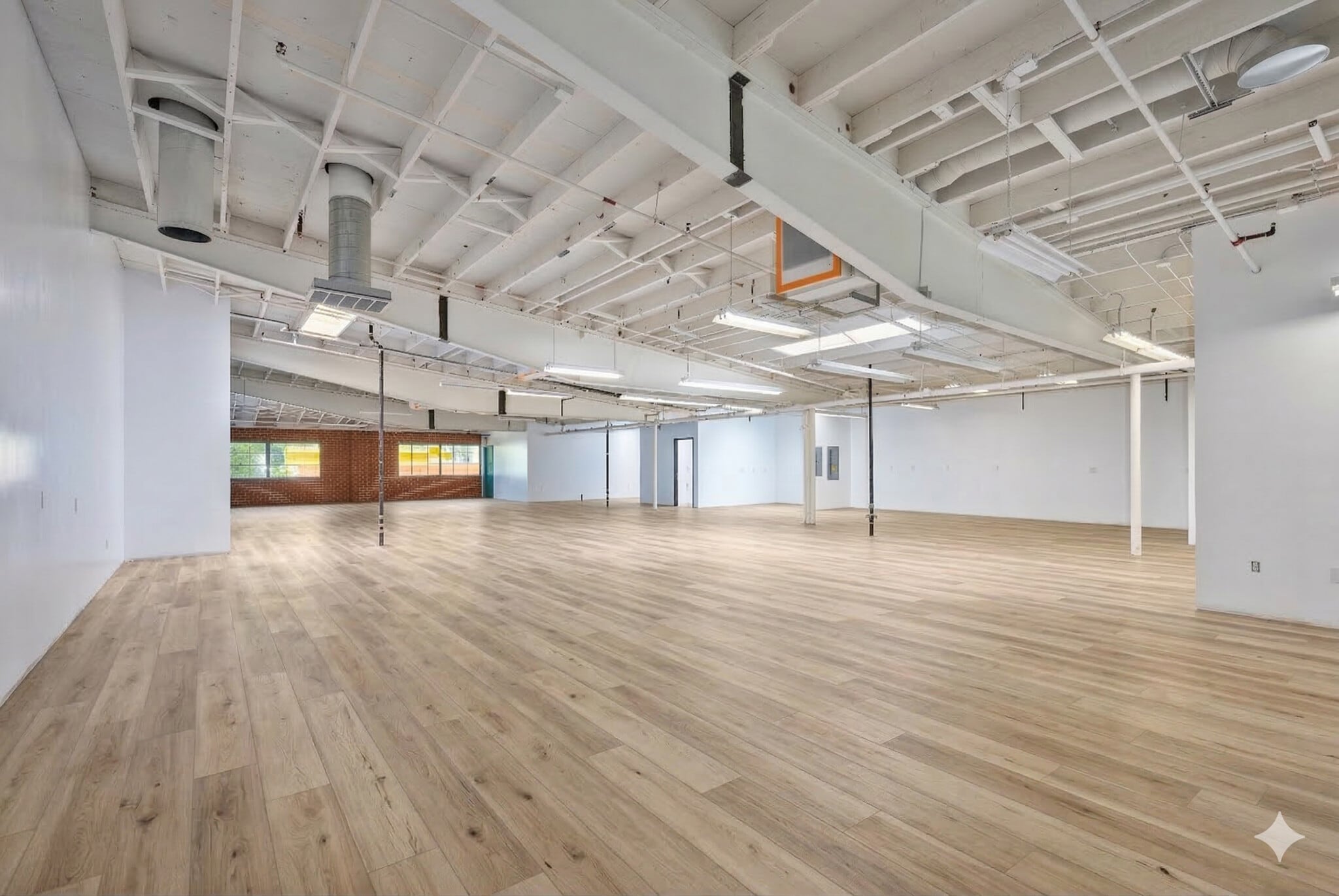 2440 S Sepulveda Blvd, Los Angeles, CA à louer Photo intérieure– Image 1 sur 11