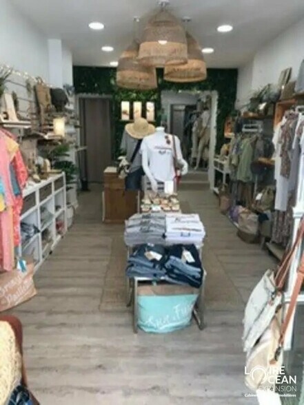 Local commercial dans La Baule-Escoublac à louer - Photo de l’immeuble – Image 1 sur 3