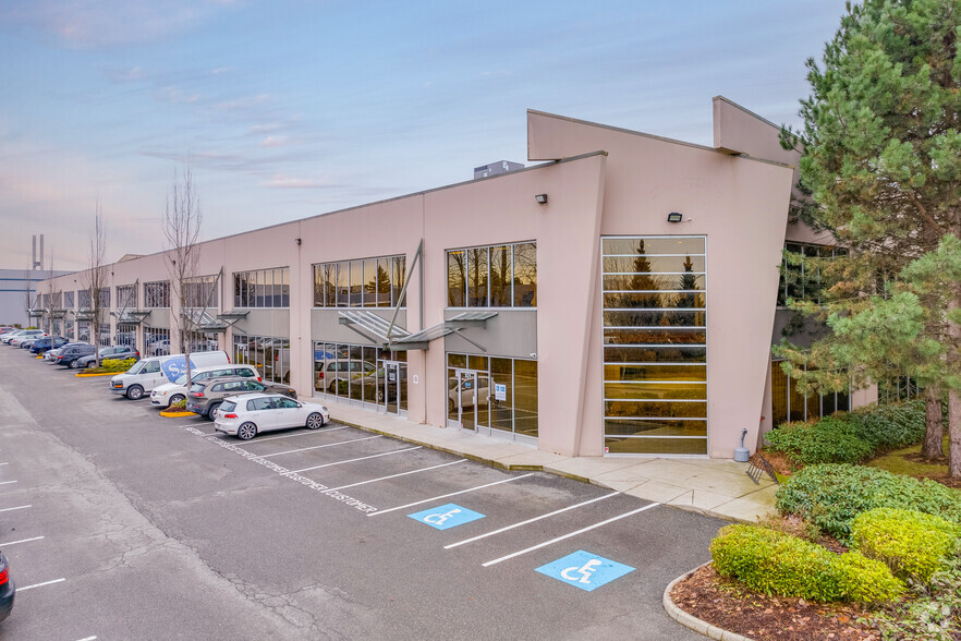 669 Ridley Pl, Delta, BC à louer - Photo de l’immeuble – Image 2 sur 6