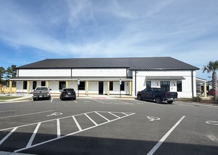 1160 E Cutlar Crossing, Leland, NC à louer Photo de l’immeuble– Image 2 sur 3