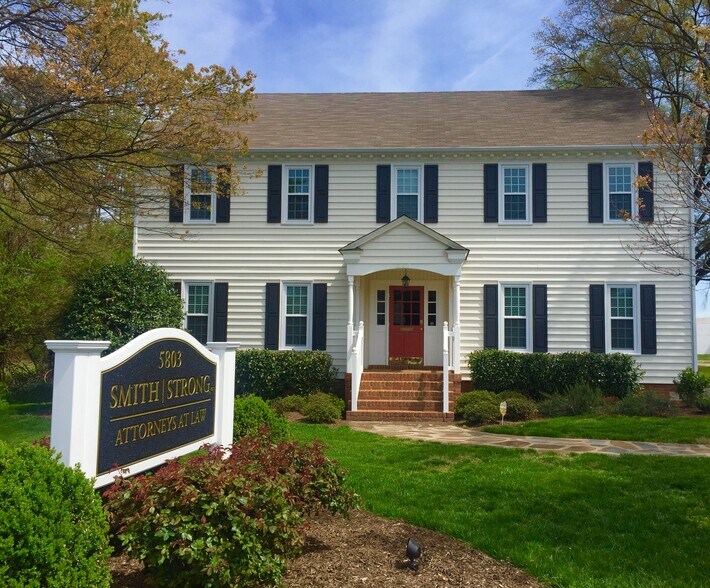 5803 Staples Mill Rd, Richmond, VA à louer - Photo de l’immeuble – Image 1 sur 12